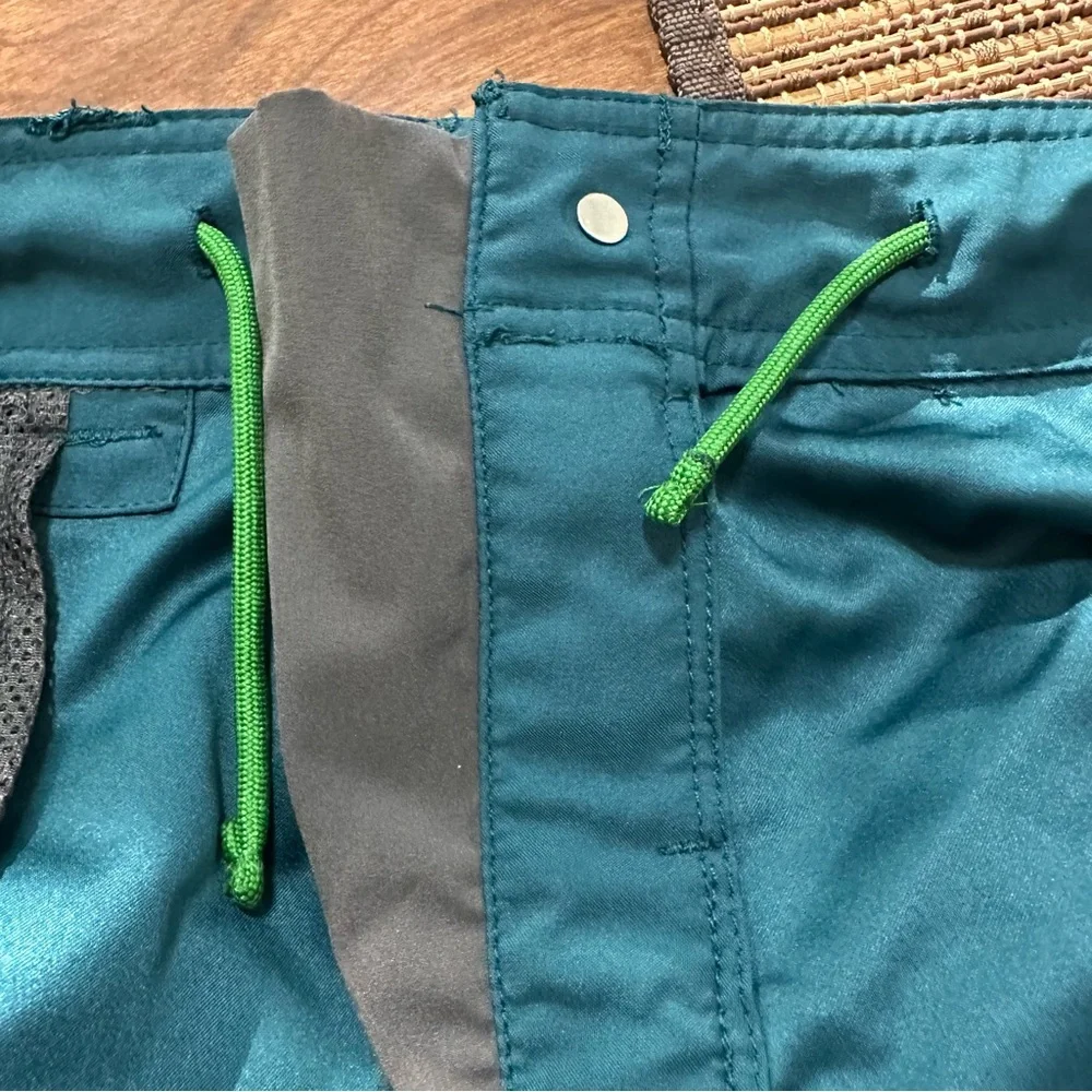 The North Face Pacific Creek Zion QuickDry‎ Boardshorts Trunks Pockets Size 40
